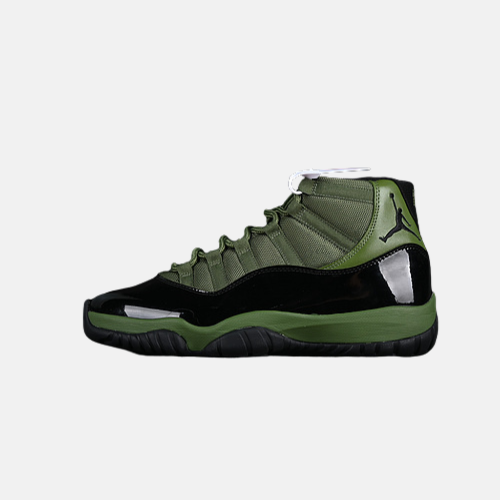 NIKE AIR JORDAN 11