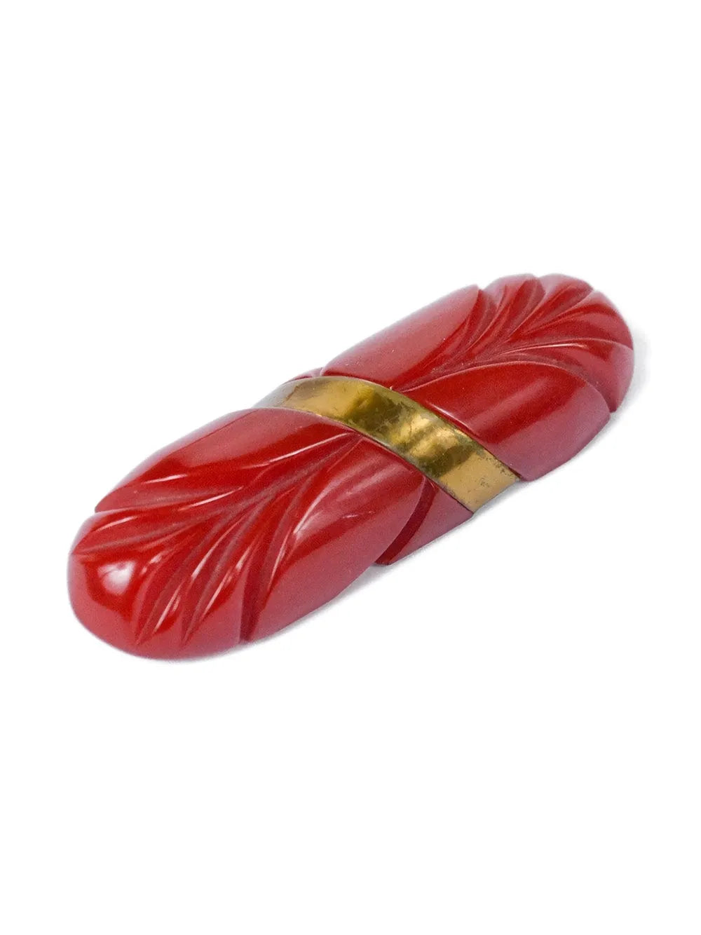 Vintage 1950s bakelite brooch