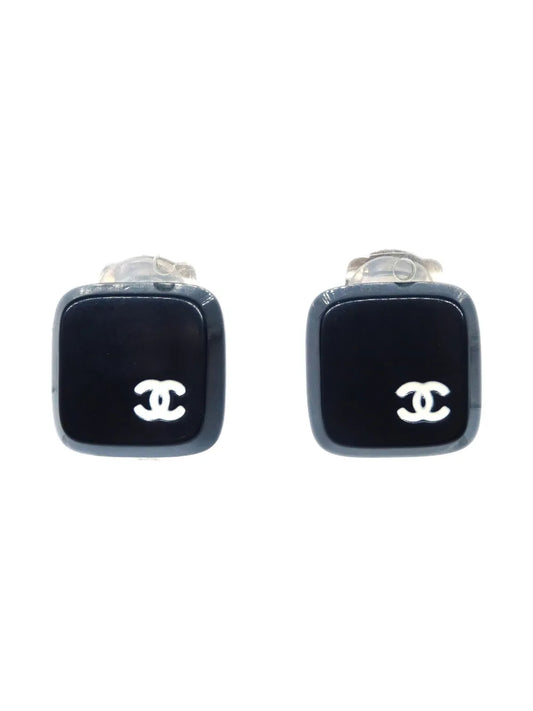 CHANEL 2000 Square earrings
