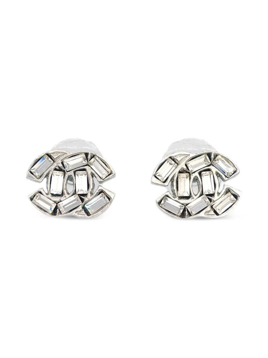 CHANEL 2001 CC logo earrings