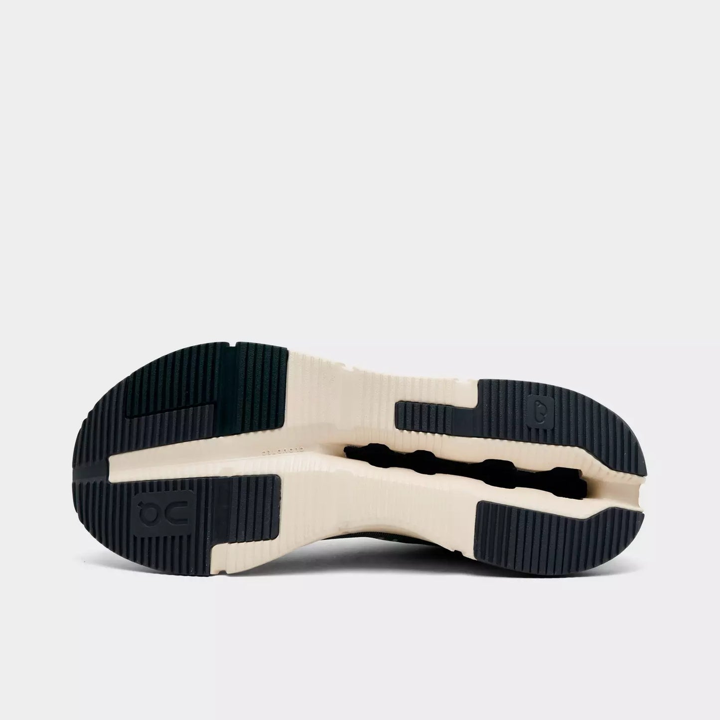 Men's On Cloudnova Form 2 TT Casual Shoes