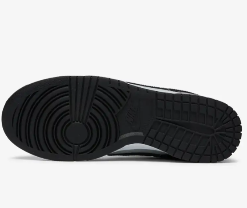 Nike SB Dunk Low Shoes