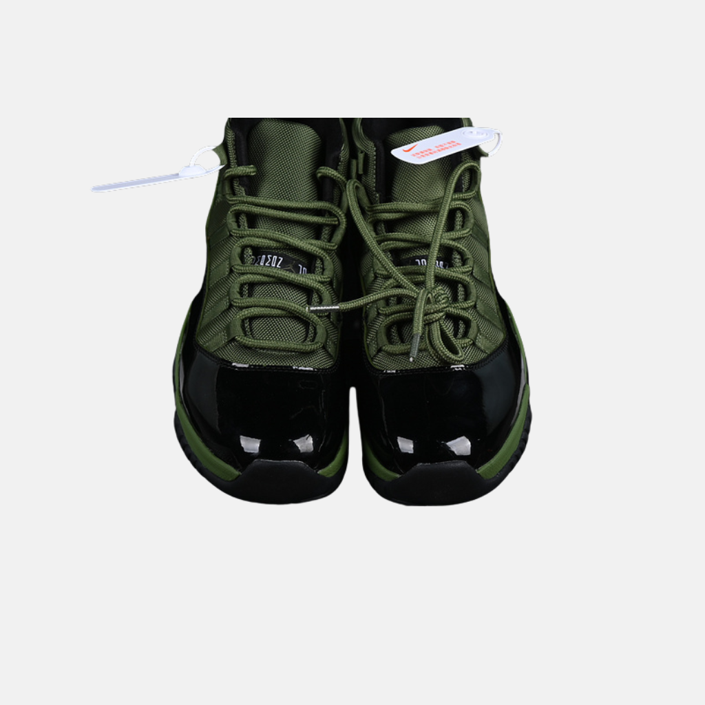 NIKE AIR JORDAN 11