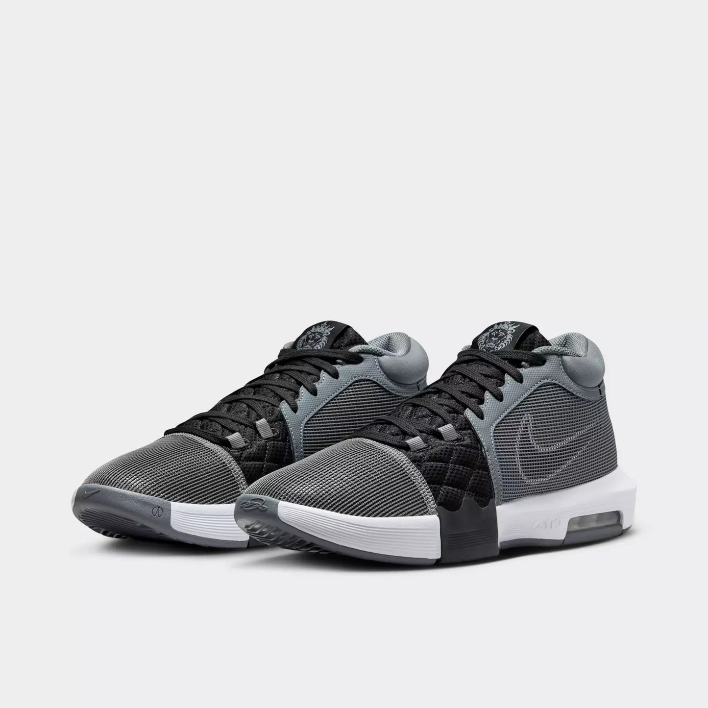 Men's Nike LeBron Witness 8 Basketball Shoes