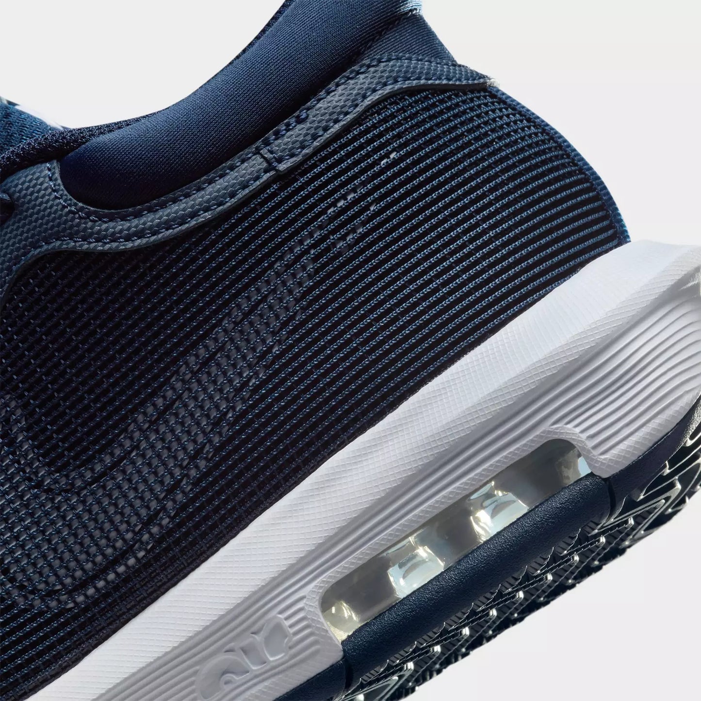 Men's Nike LeBron Witness 8 TB Basketball Shoes