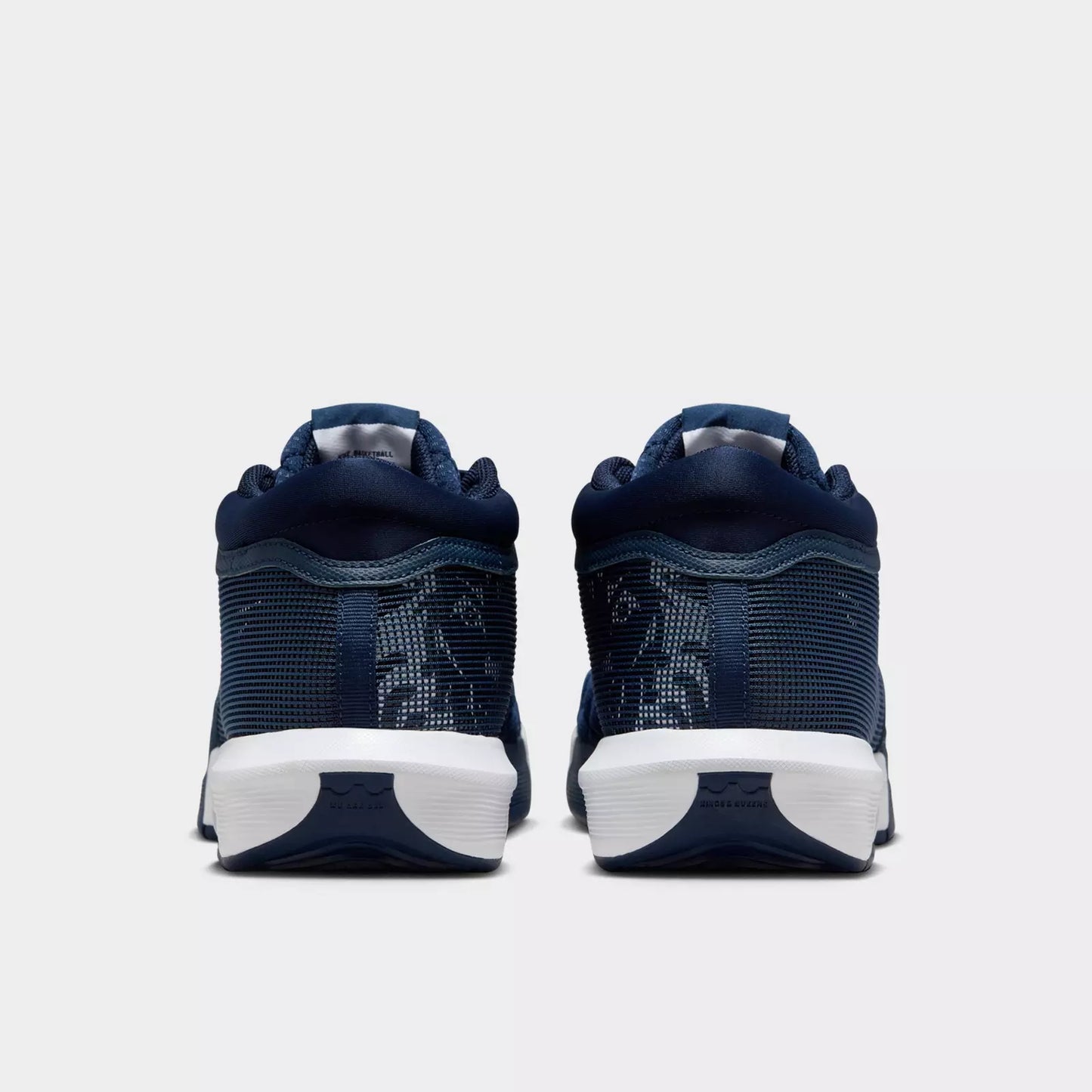 Men's Nike LeBron Witness 8 TB Basketball Shoes