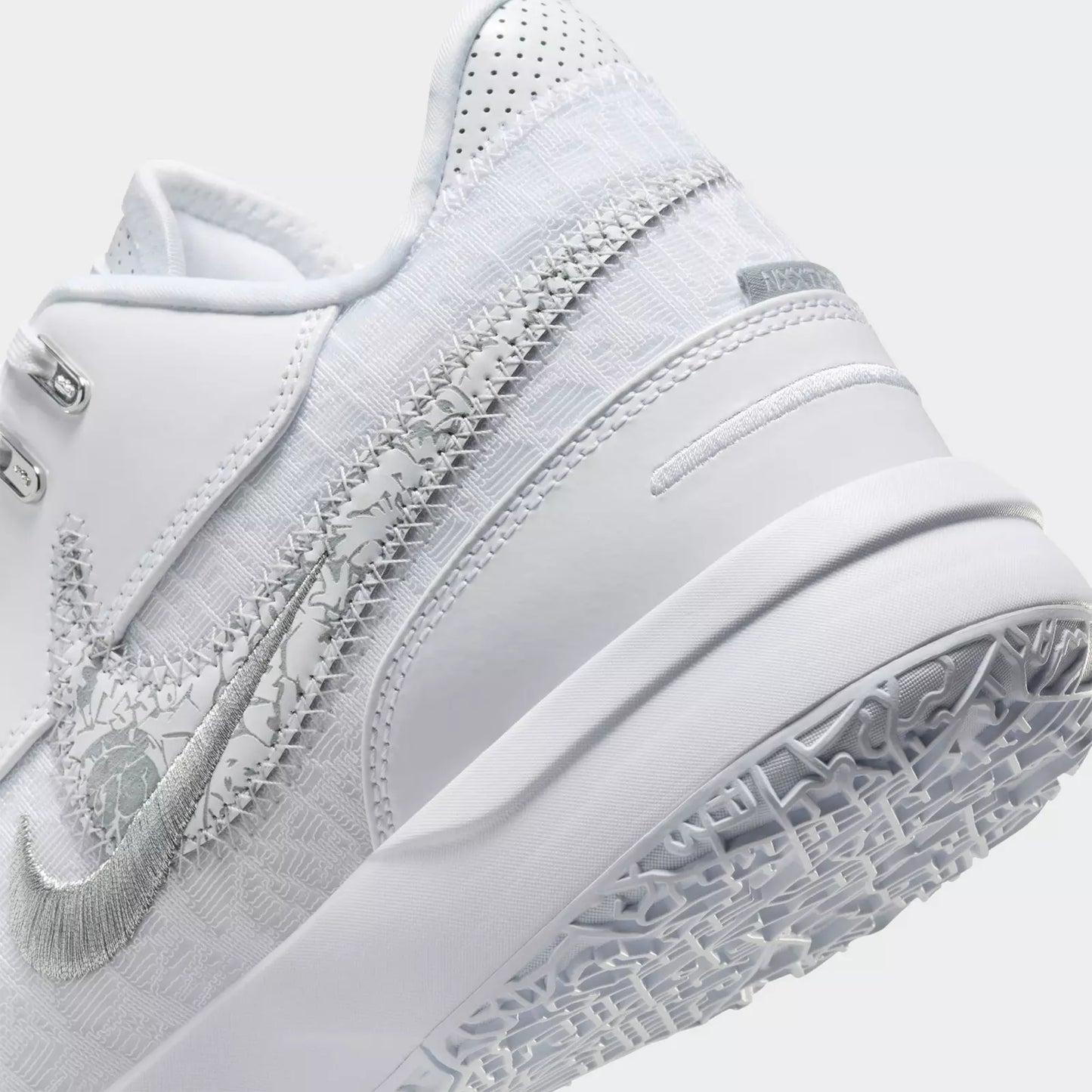 Men's Nike LeBron NXXT Gen AMPD Basketball Shoes