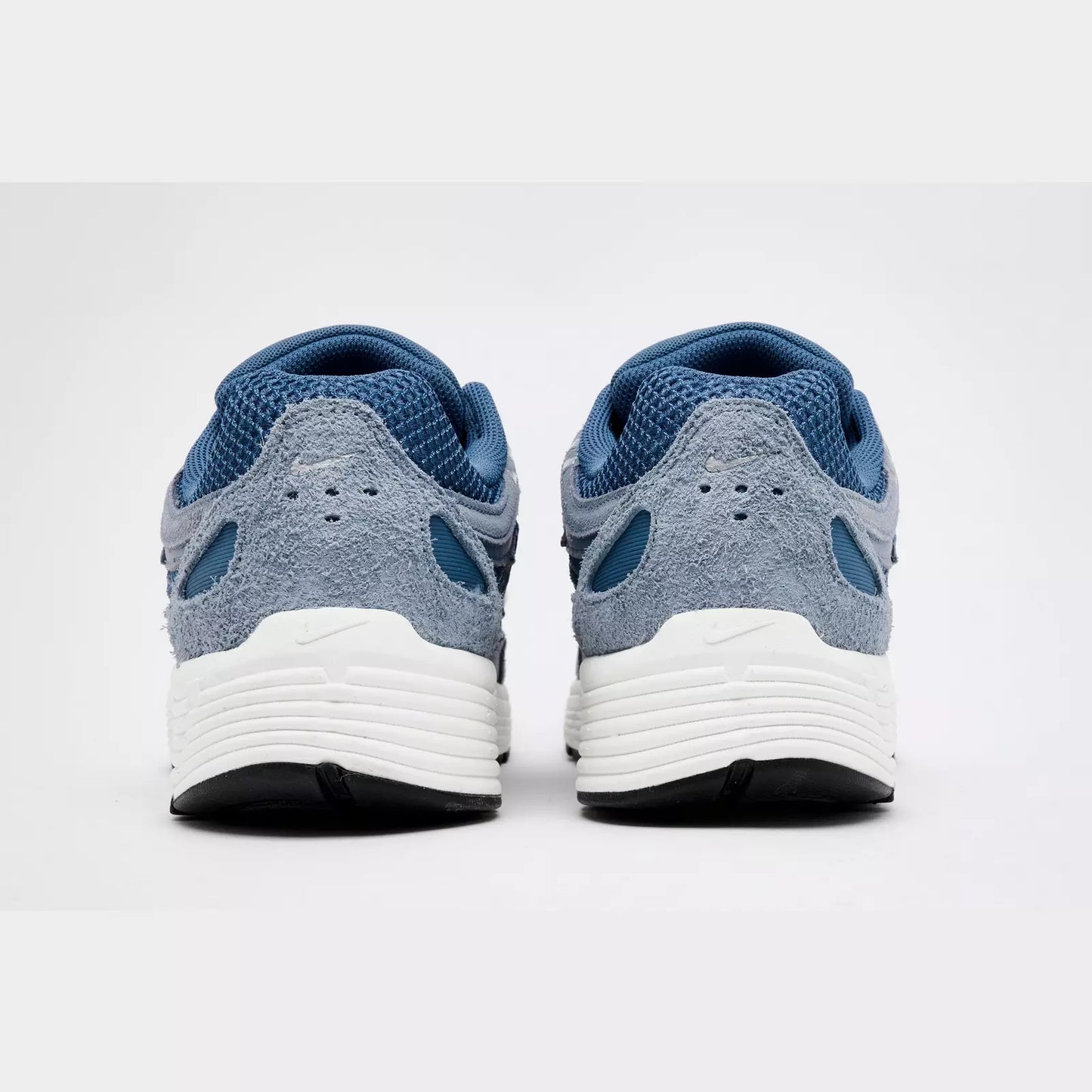 Men's Nike P-6000 SE Casual Shoes