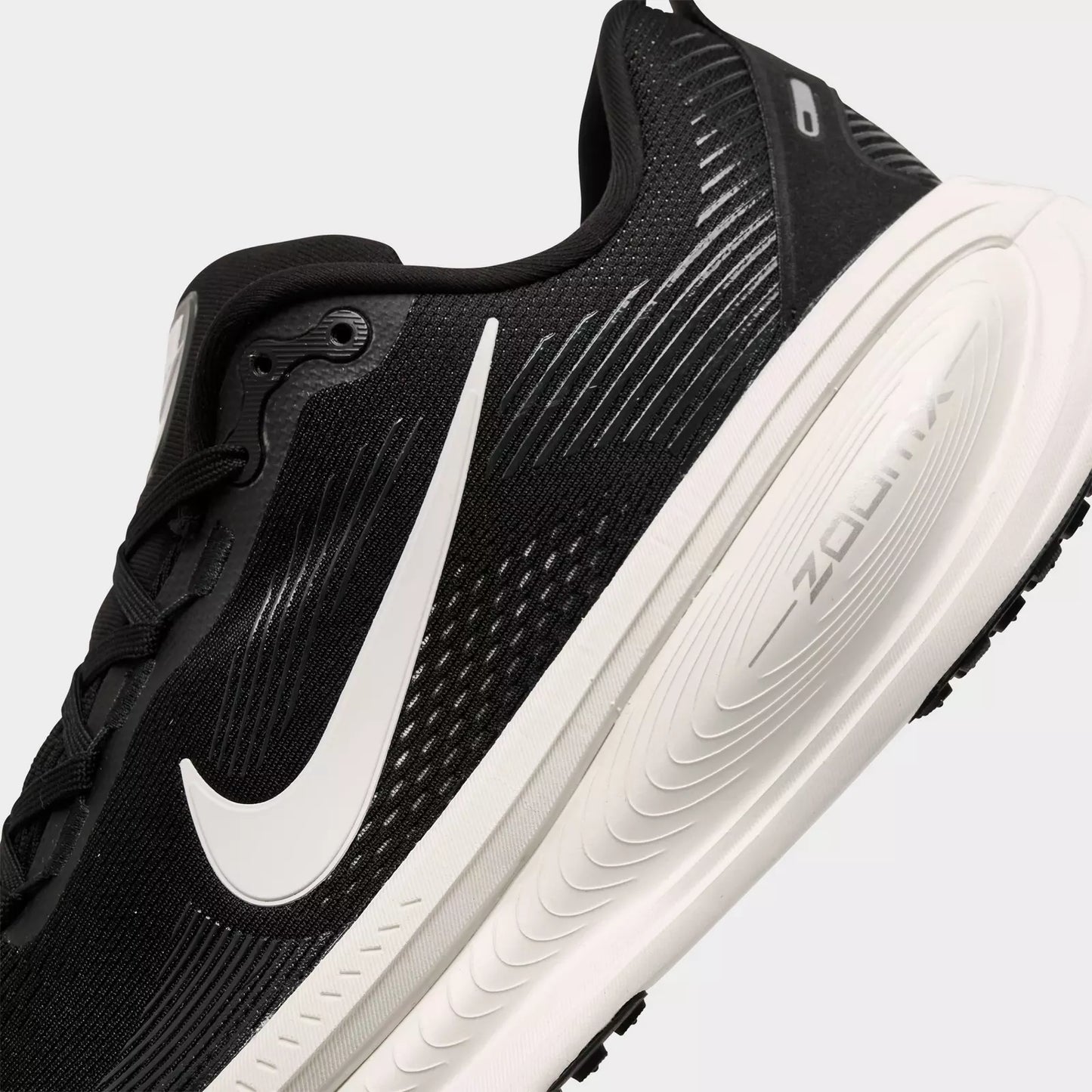 Men's Nike Vomero 18 Running Shoes