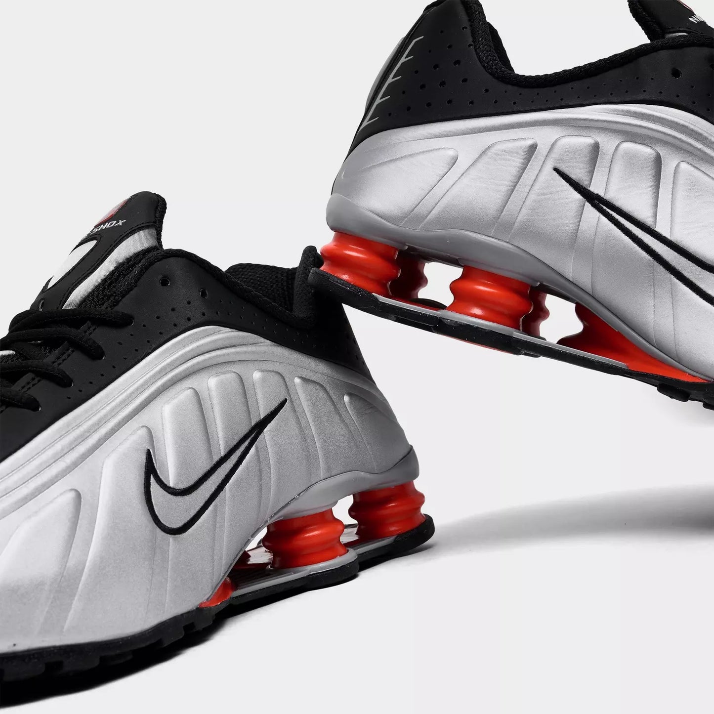 Men's Nike Shox R4 Casual Shoes