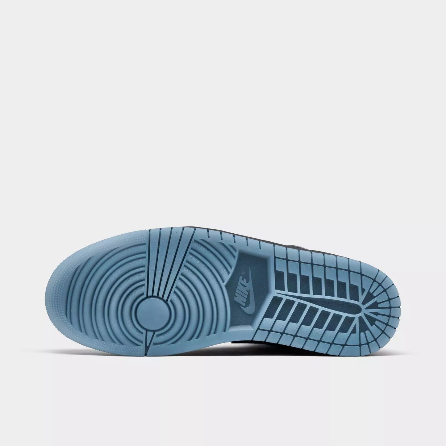 Men's Air Jordan Retro 1 Mid SE Casual Shoes