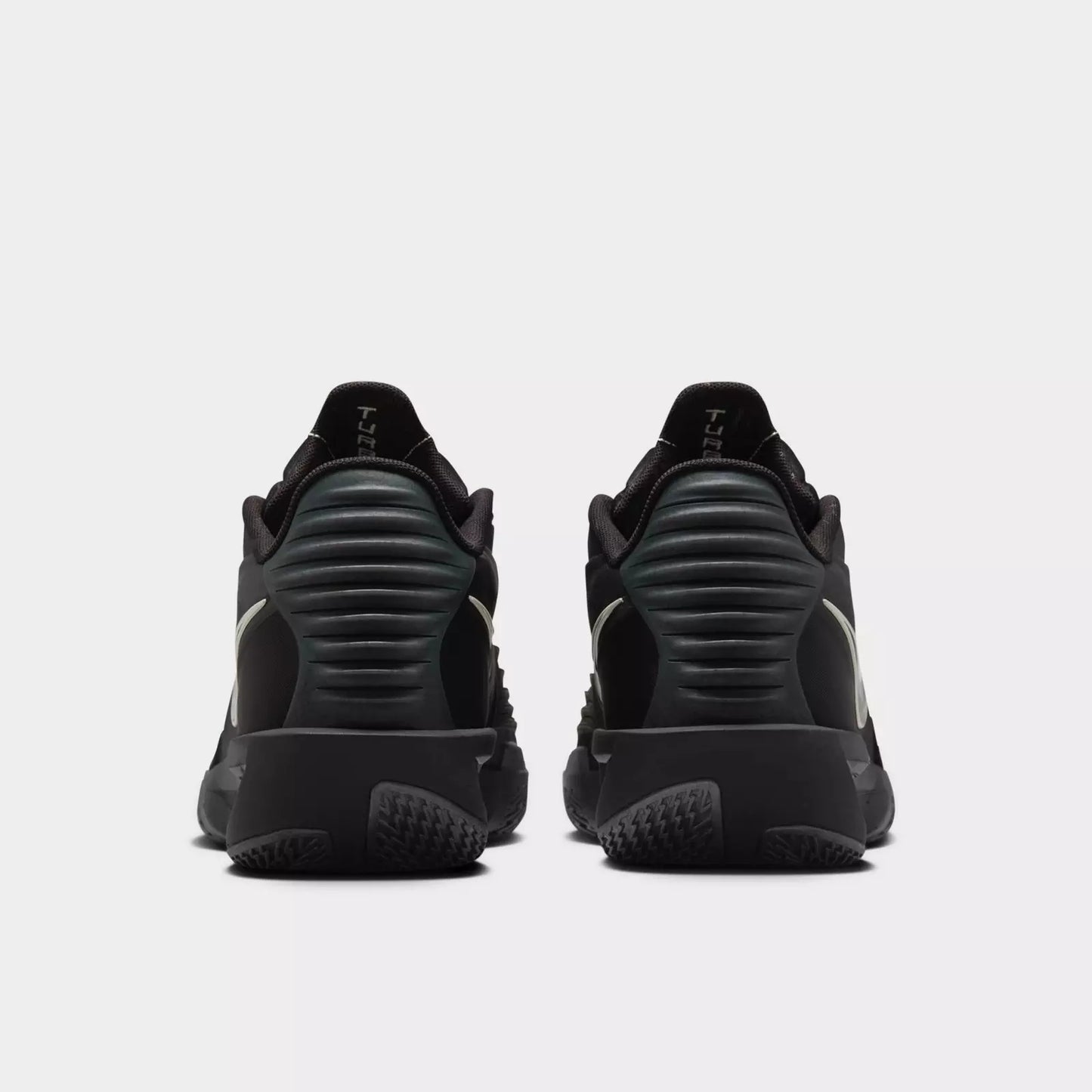 Men's Nike G.T. Cut 3 Turbo Basketball Shoes