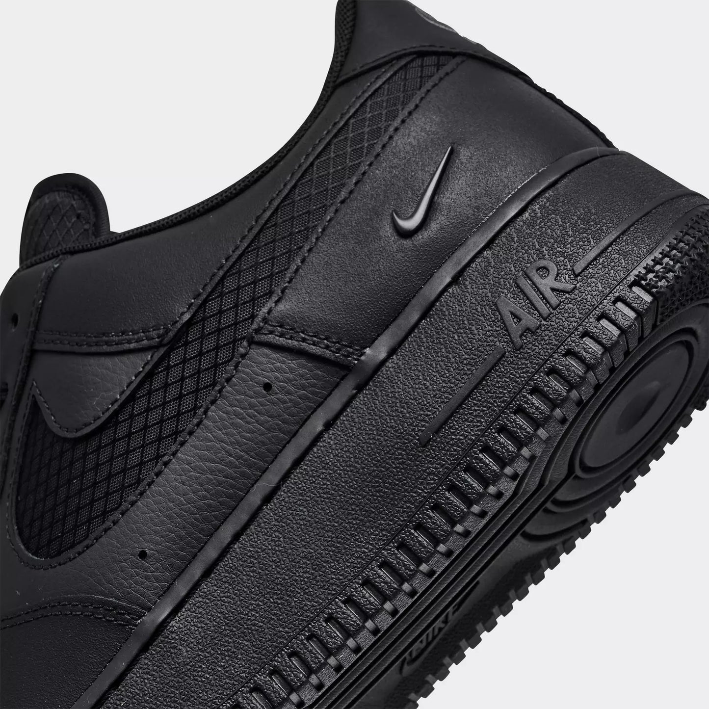 Men's Nike Air Force 1 Low SE Nylon Swoosh Casual Shoes