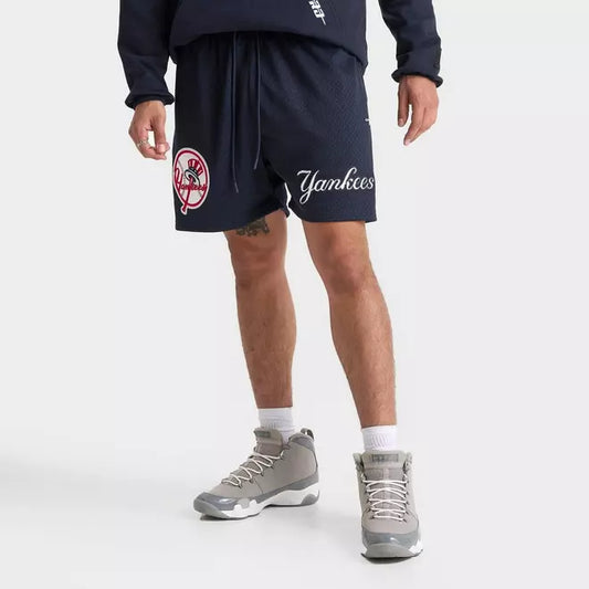 Men's Pro Standard New York Yankees MLB Souvenir Mesh Shorts