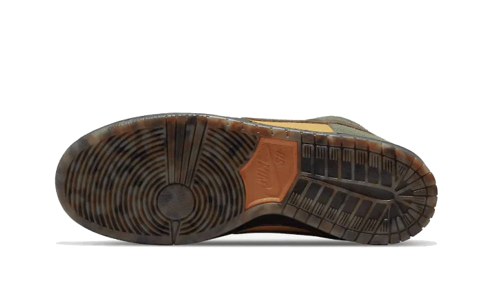 Nike SB Dunk High Shoes