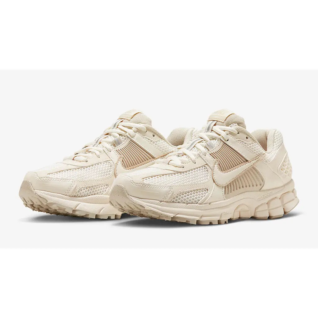Nike Air Zoom Vomero 5 Shoes